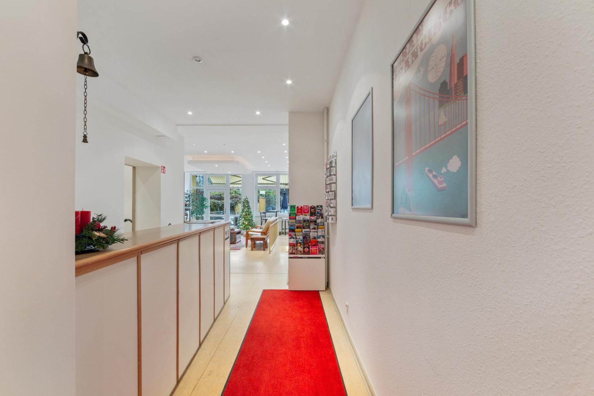 Hotel Comenius Berlin Exterior photo