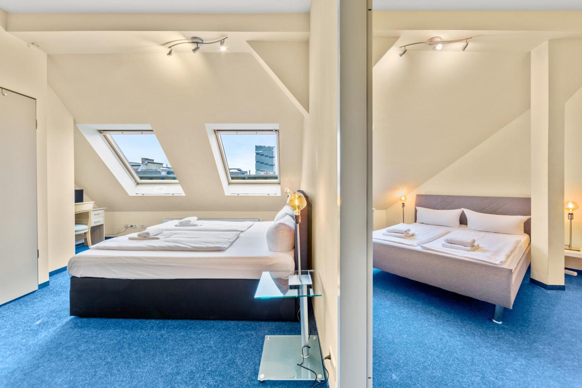 Hotel Comenius Berlin Exterior photo