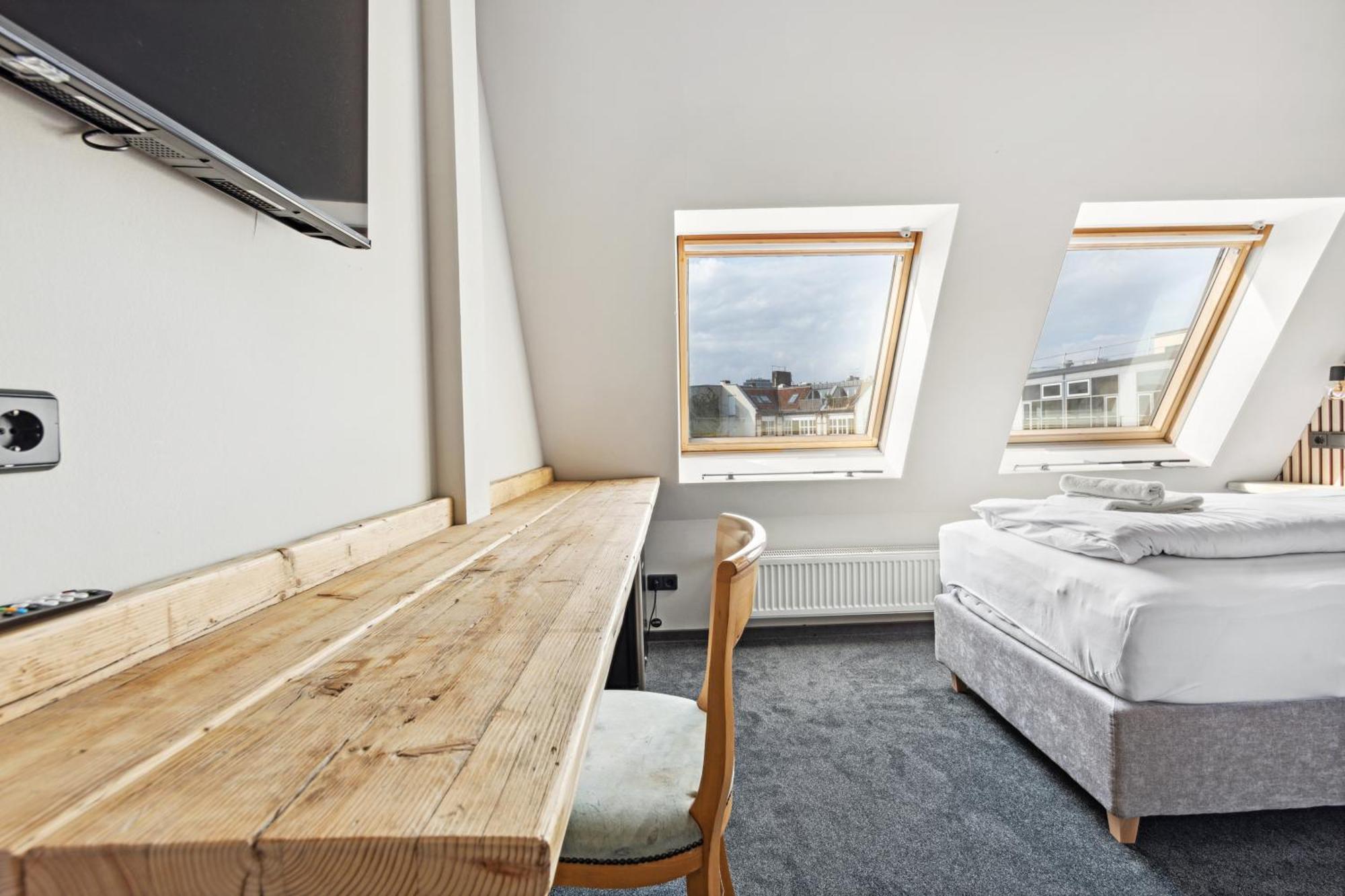 Hotel Comenius Berlin Exterior photo