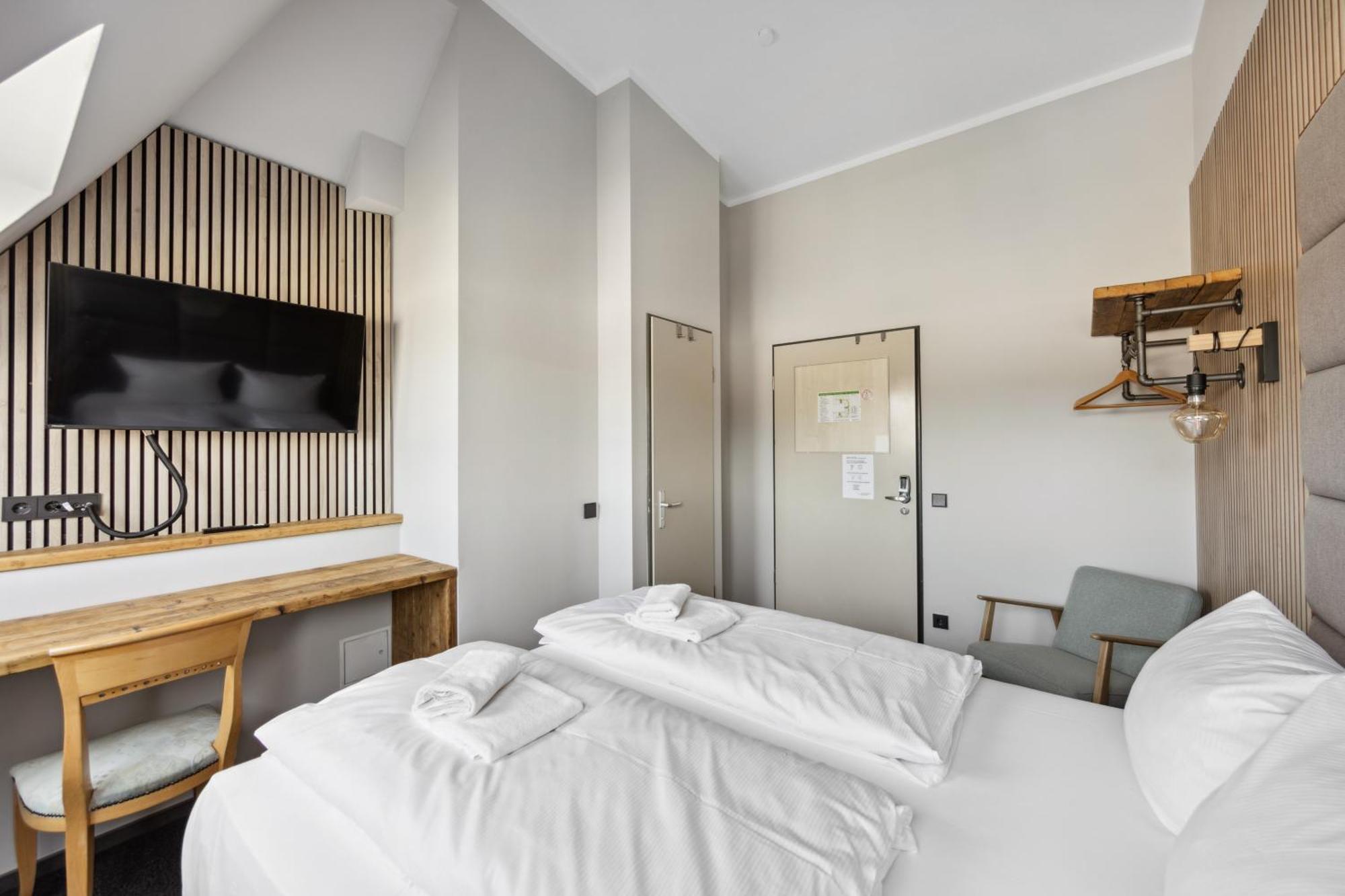 Hotel Comenius Berlin Exterior photo