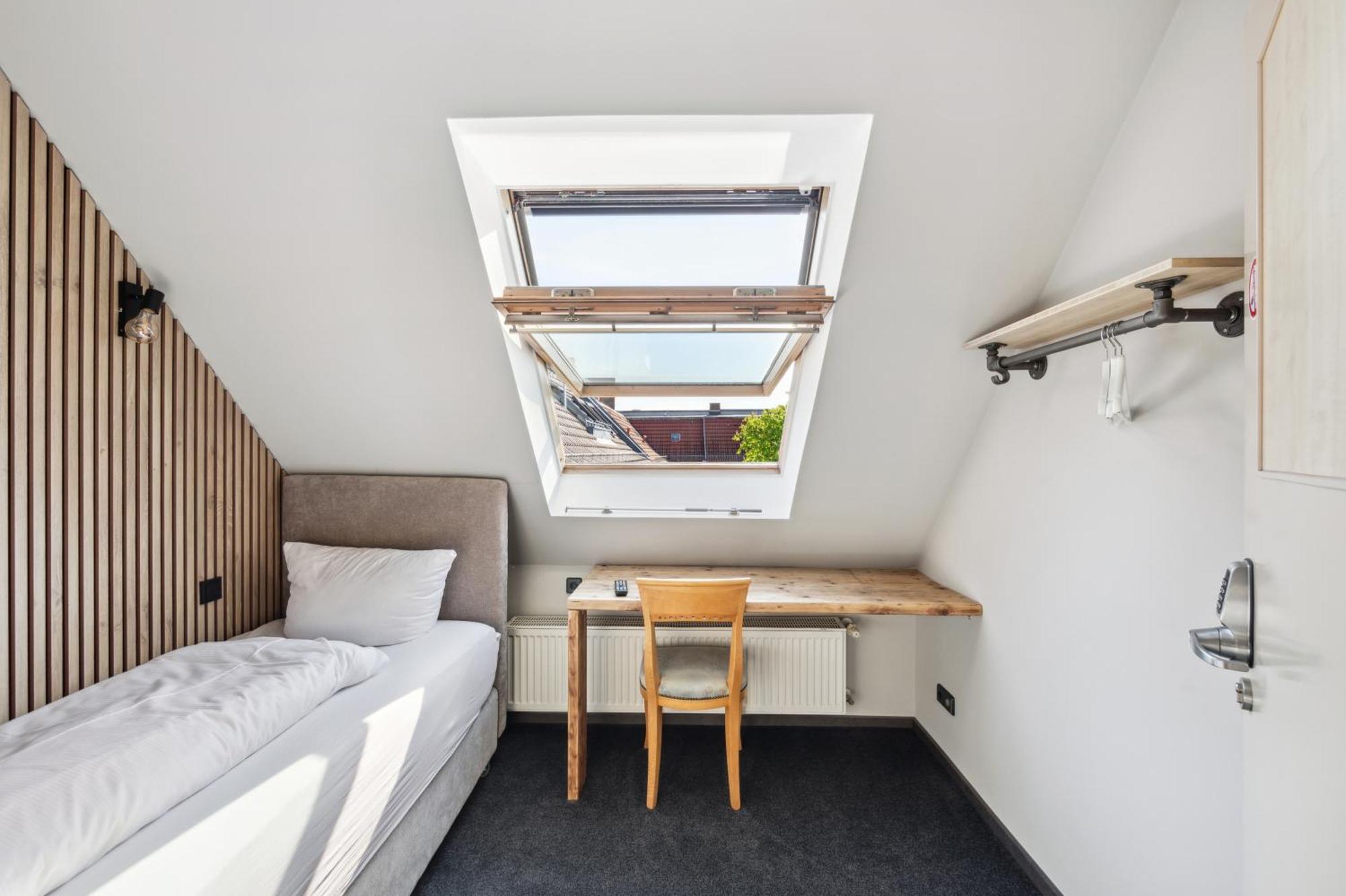 Hotel Comenius Berlin Exterior photo
